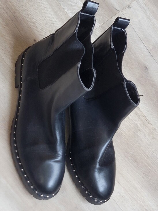 Saks Fifth Avenue Shoes - 3 FOR $20 Saks Fifth Avenue Black Leather Chukka Boots with Studded Sole
